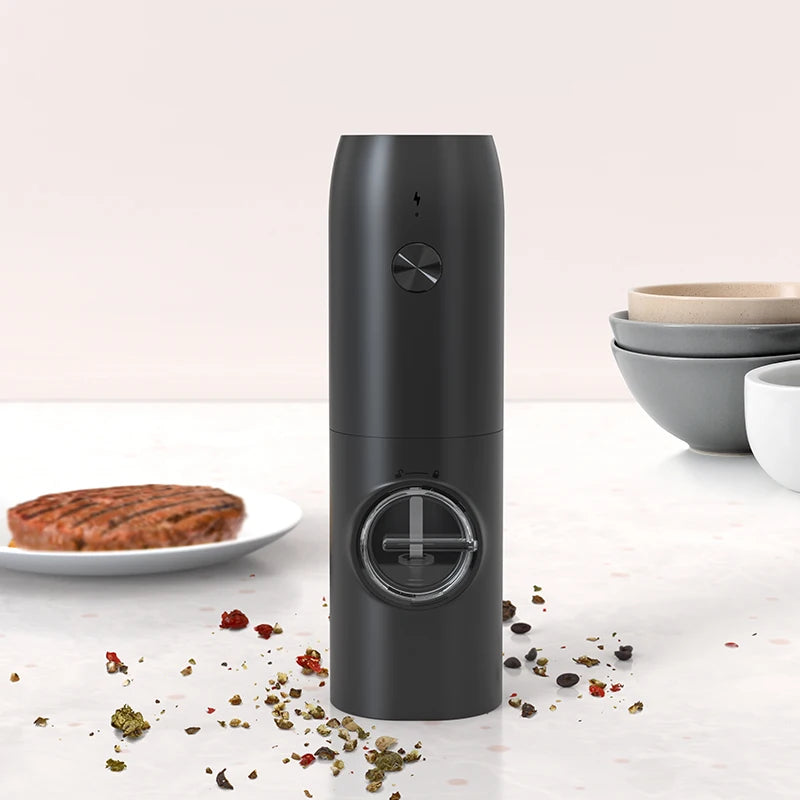 🌶️ GrindMaster Luxe – Moulin à poivre électrique avec station de recharge USB